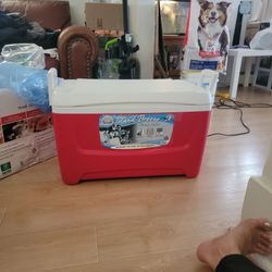Island Breeze Family Cooler