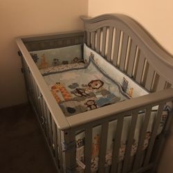 Graco convertible Crib, Full Bed & Chest