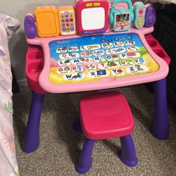 VTech Explore activity Desk