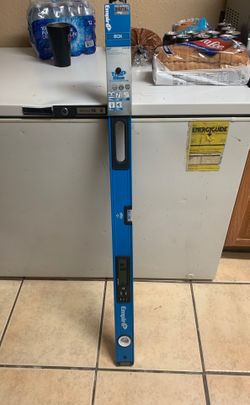 Brand new 4ft level