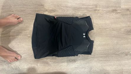 Under Armour Gameday Pro 5-Pad Top