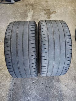 265/35ZR20 MICHELIN PILOT SPORT 4S PAIR OF TIRES