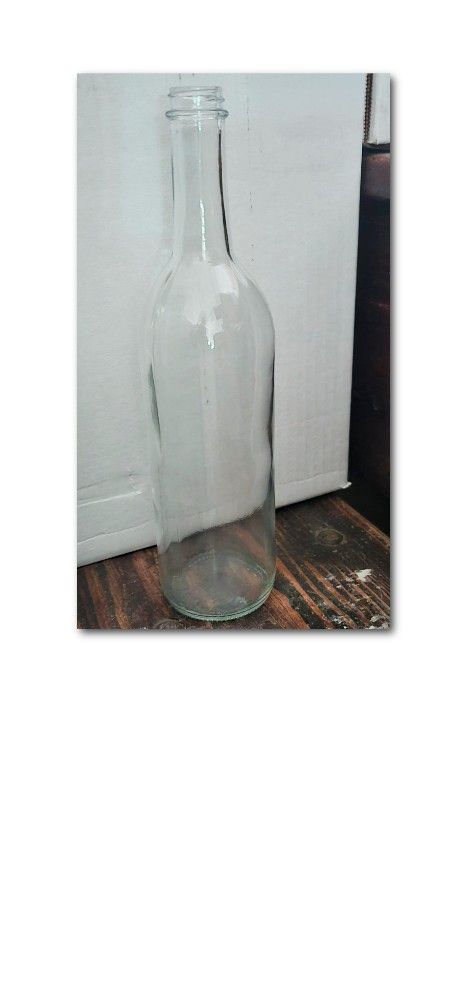 750ml Glass Bordeaux Flat Bottom Screw Top Finish Case Of 12