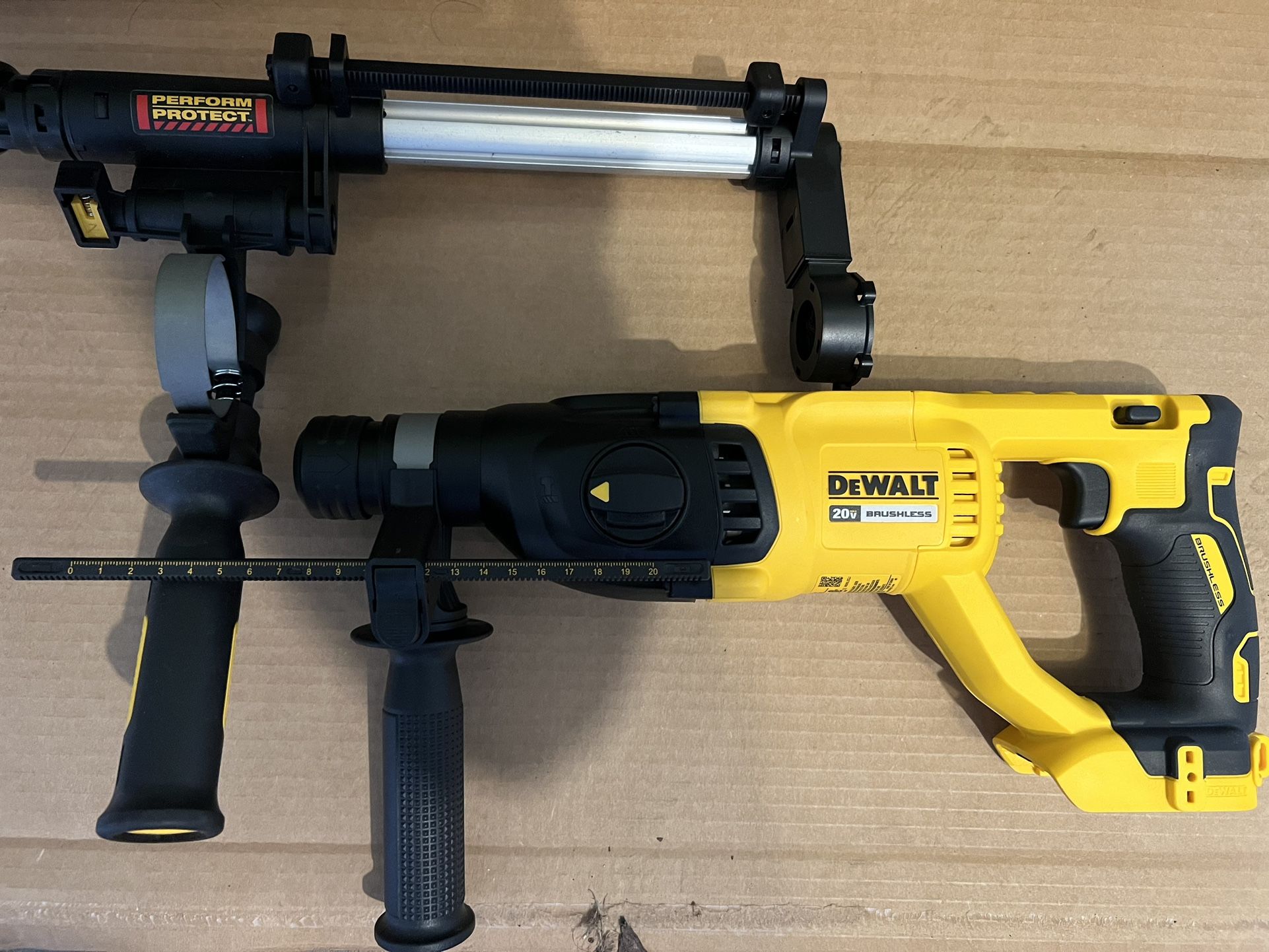 Dewalt 1in Sds DCH113B