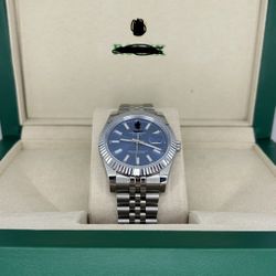 Luxury Style Watch - Blue Dial
