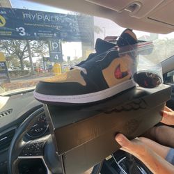 Air jordan 1 Mid tartan swoosh