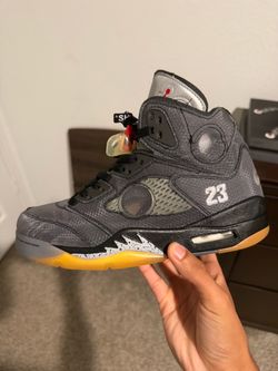 Off-White x Air Jordan 5 Sneaker
