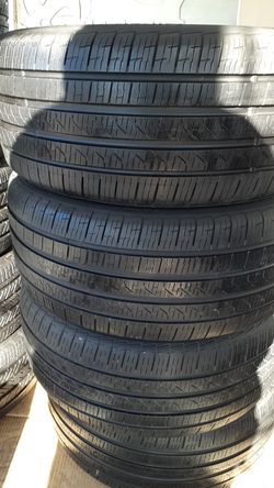 Set of 4 matching tires PIRELLI all season size 235/45R17