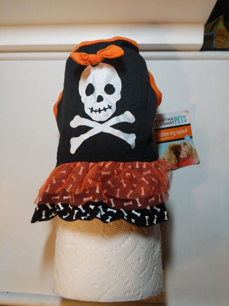 Martha Stewart Pet Costume Collection - Halloween Dog Dress Tutu - Skull & Crossbones - S - Brand New