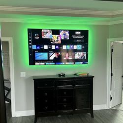 TV MOUNT