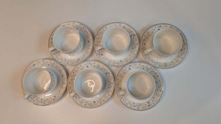 Kendal porcelain tea set