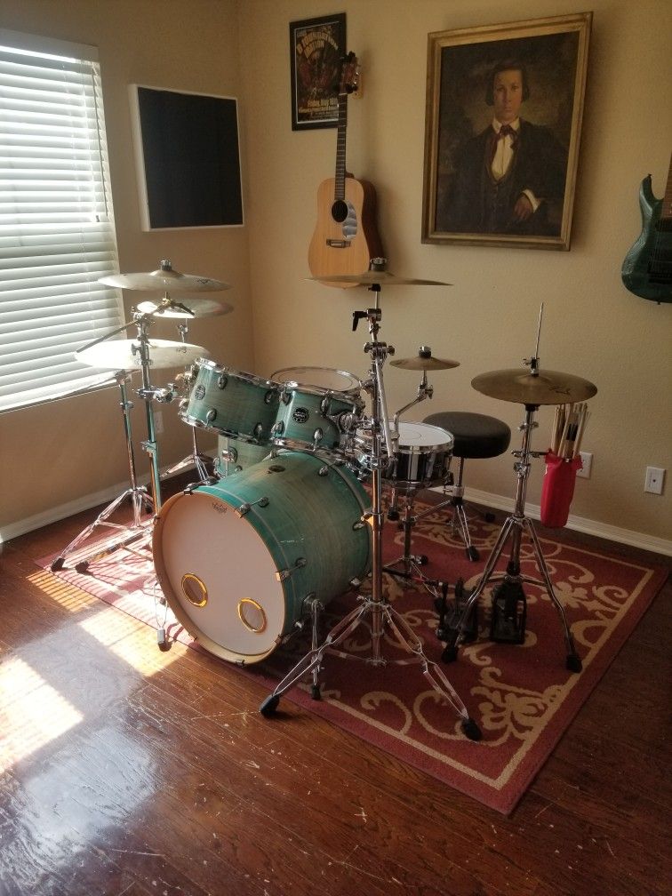 MAPEX 6 Piece Drum Set AQUA BLUE