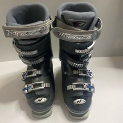 Nordica Thermo Custom Fit Ski Boots 25.5