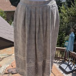TanJay Wool Blend Pleated Midi Skirt Size 12 With Pocket!
