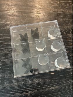 Z-Gallerie Tic Tac Toe Game