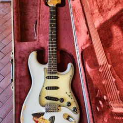 Fender Stratocaster Antigua 1979 w OHSC Relic & Road worn by nature
