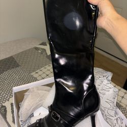 Black Boots