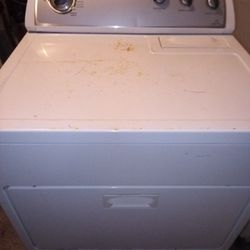 Whirlpool White Frontload Super Capacity Electric Dryer 