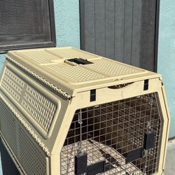 Nylabone Dog Crate