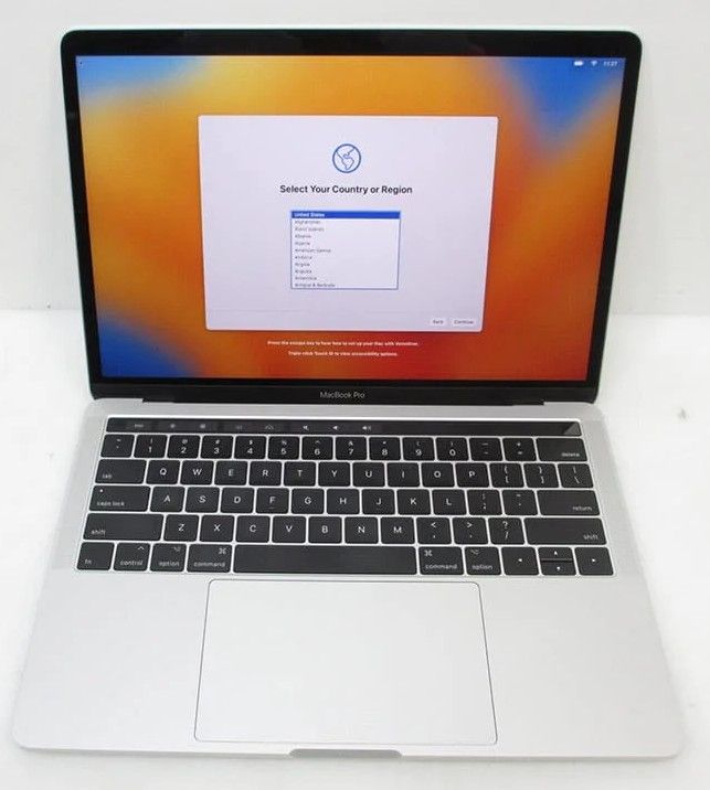 Macbook Pro Laptop 