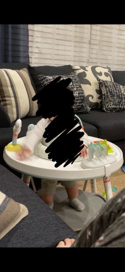 Skip hop activity center