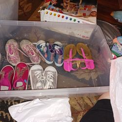5pairs Of Shoes   Starting  At Size 8 Lil Girls