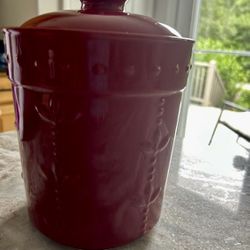 Vintage Kitchen Canister/Cookie Jar in Cranberry Red