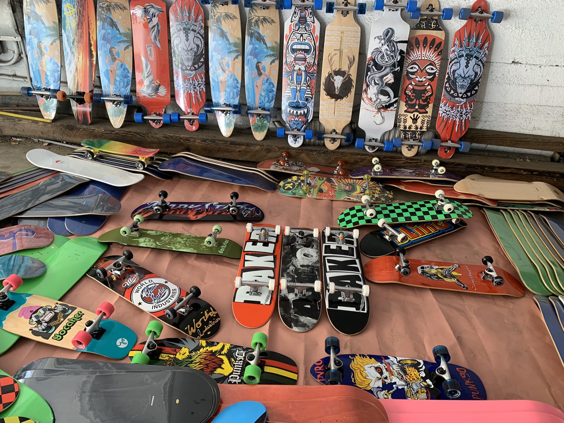 Complete skateboards longboards decks wheels bearings