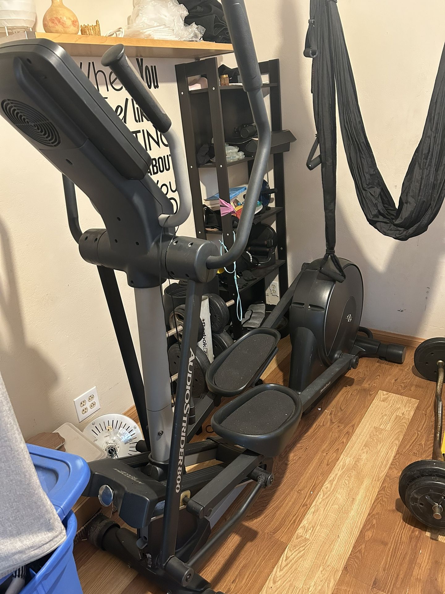 NordicTrack Audiostrider 800 Elliptical
