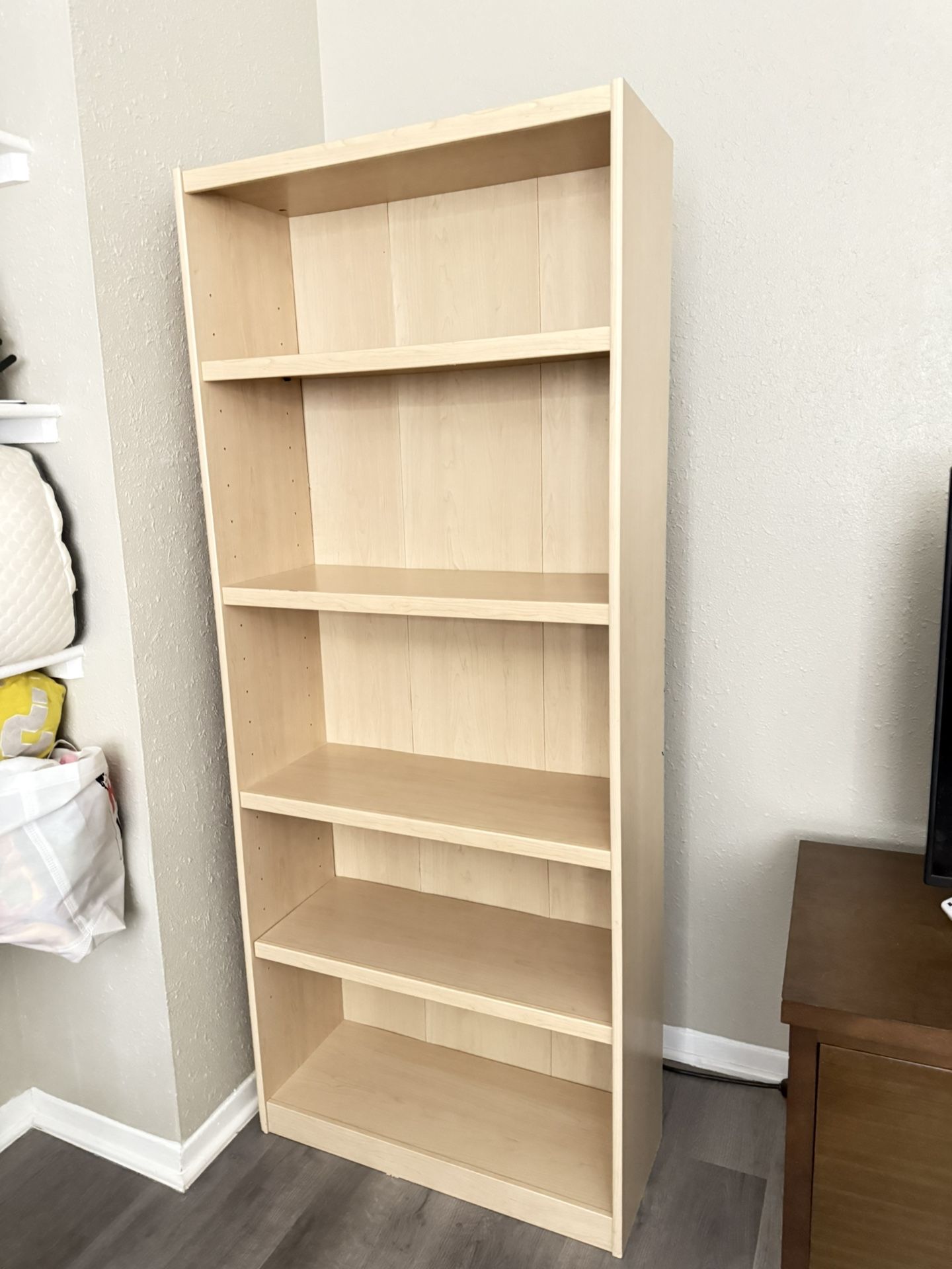 Shelf Bookcase – Light Wood Finish – Sturdy & Spacious storage - librero ó stand para almacenar