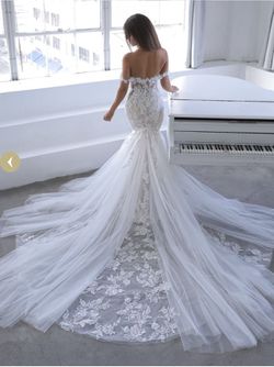 Brand New Enzoani Narine Ivory Mermaid Wedding Dress Size 8 With Tags Thumbnail
