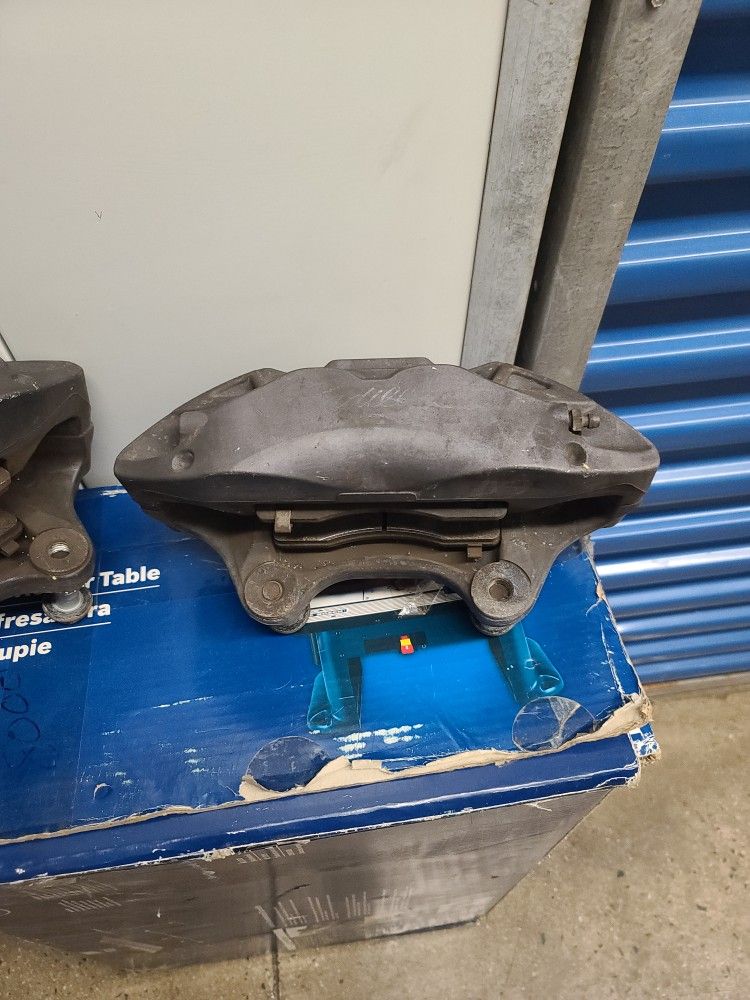 2013-19 Cadillac Ats Cts Brembo OEM Calipers