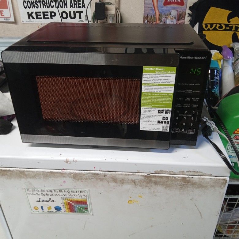 Hamilton Beach Microwave