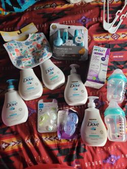 Baby Bundle/swing/bouncer/bath/hygiene