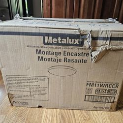Box Of 4 Metalux FM11WRCCR,1100 Lumens 
