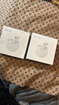 iPods Pro 6 Pink Lot Of 2