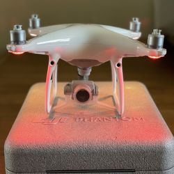 DJI Phantom 4 Pro V2 (Drone)