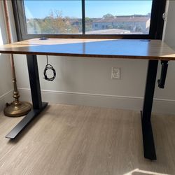 Standing Desk: Adjustable Height + Adjustment Stool
