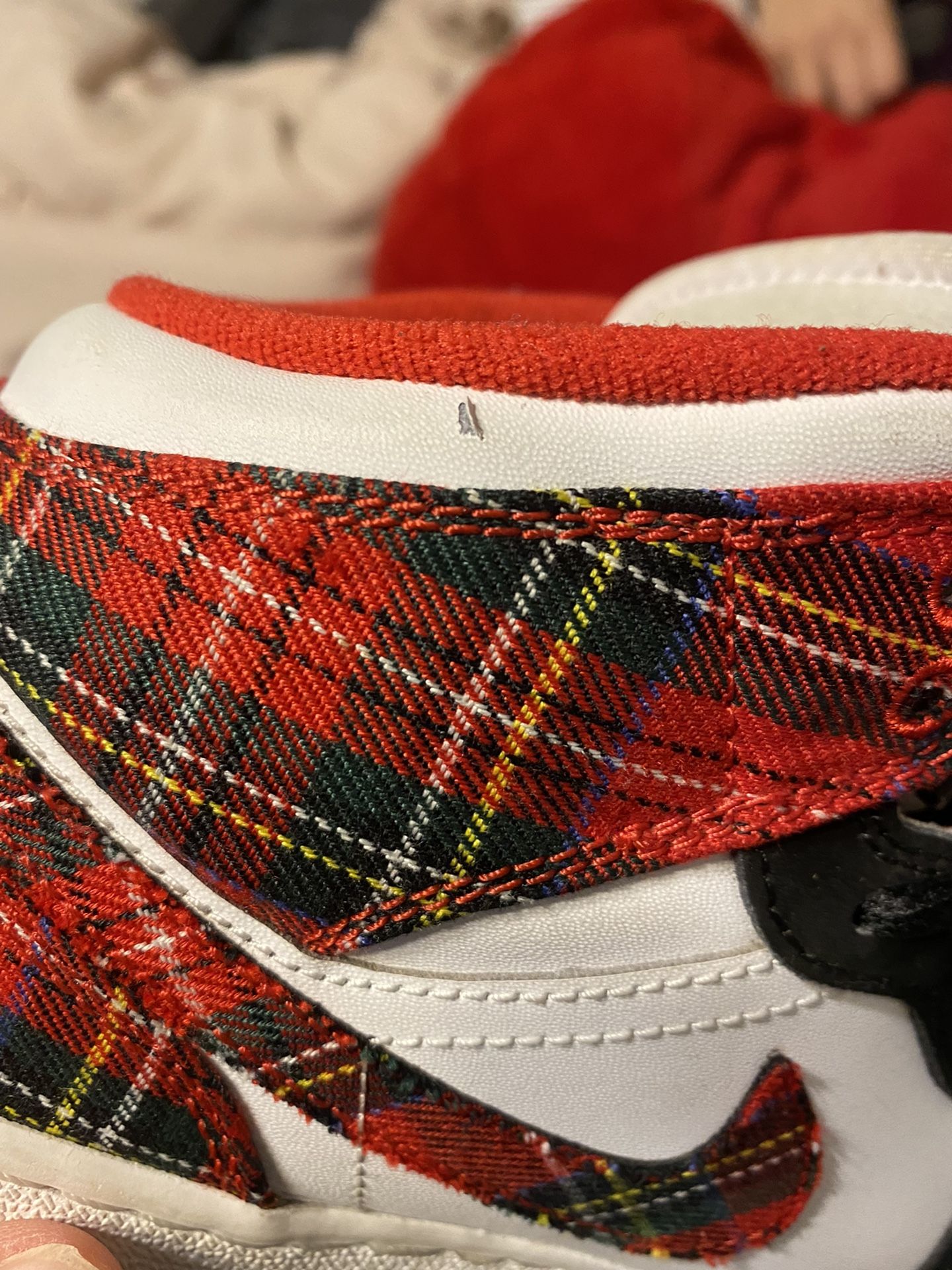 Air Jordan Mid White Plaid