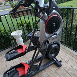 Bowflex Elliptical Max 5 Trainer 