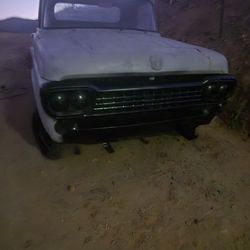 1958 FORD TRUCK