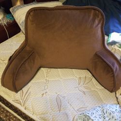 Back Pillow Rester