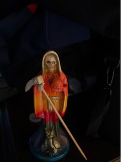 Santa muerte statues