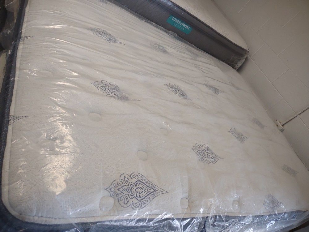 Beauty Rest Silver Queen Eurotop