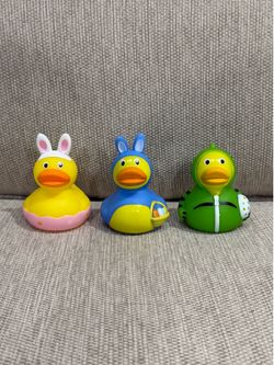 Set of 3 Easter themed rubber duckies