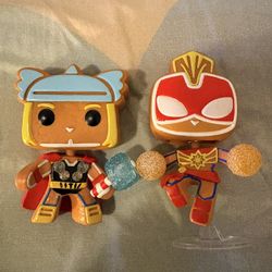 Funko Pop Gingerbread Thor And Capt Marvel Vinyl Figure