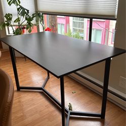 Small Dining Table/Desk 