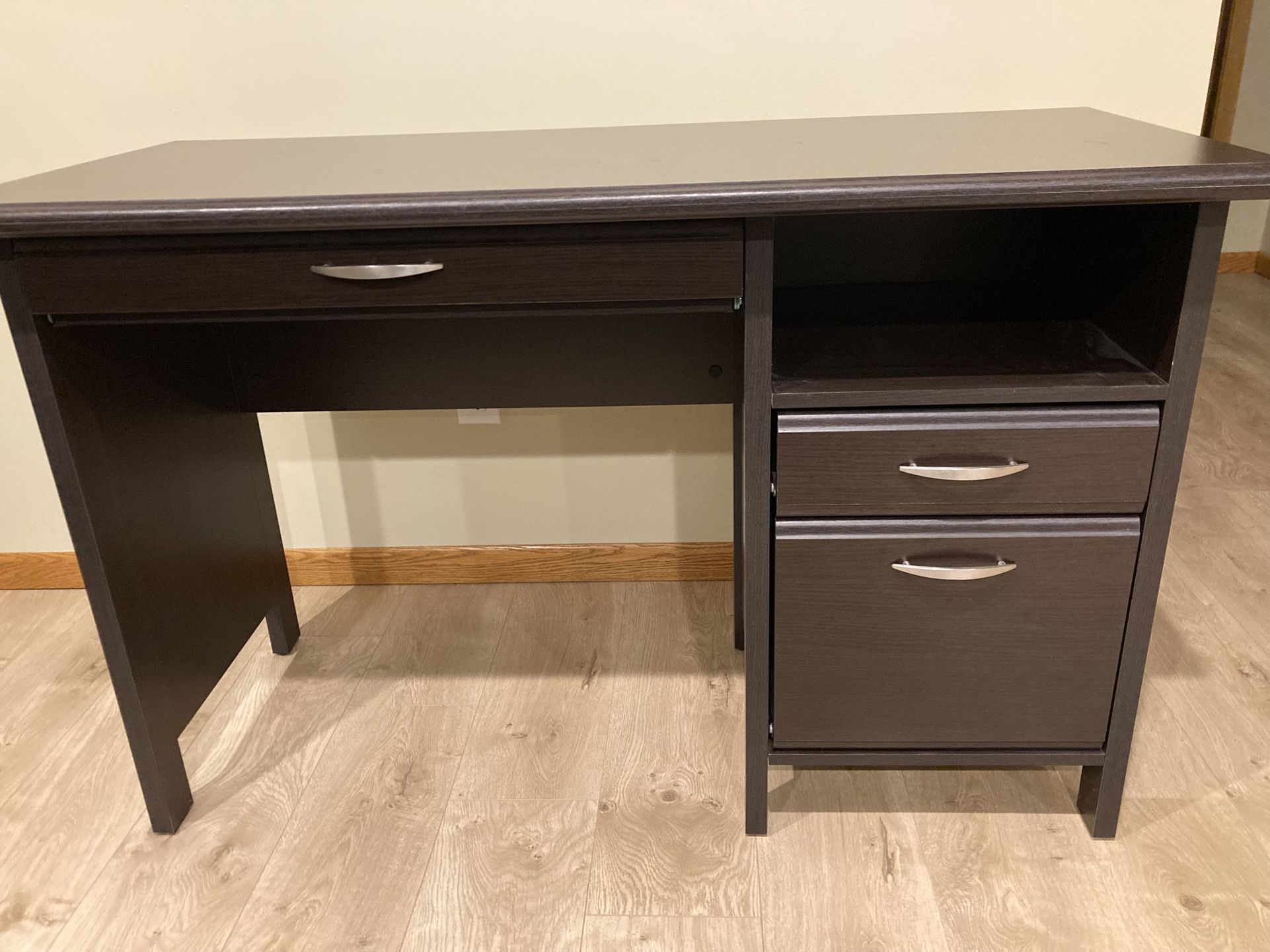 Small Wood Office Desk w/ Keyboard Tray & Drawers