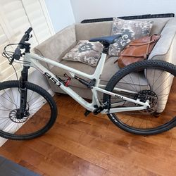 INTENSE 951 XC 120/120 suspension XL