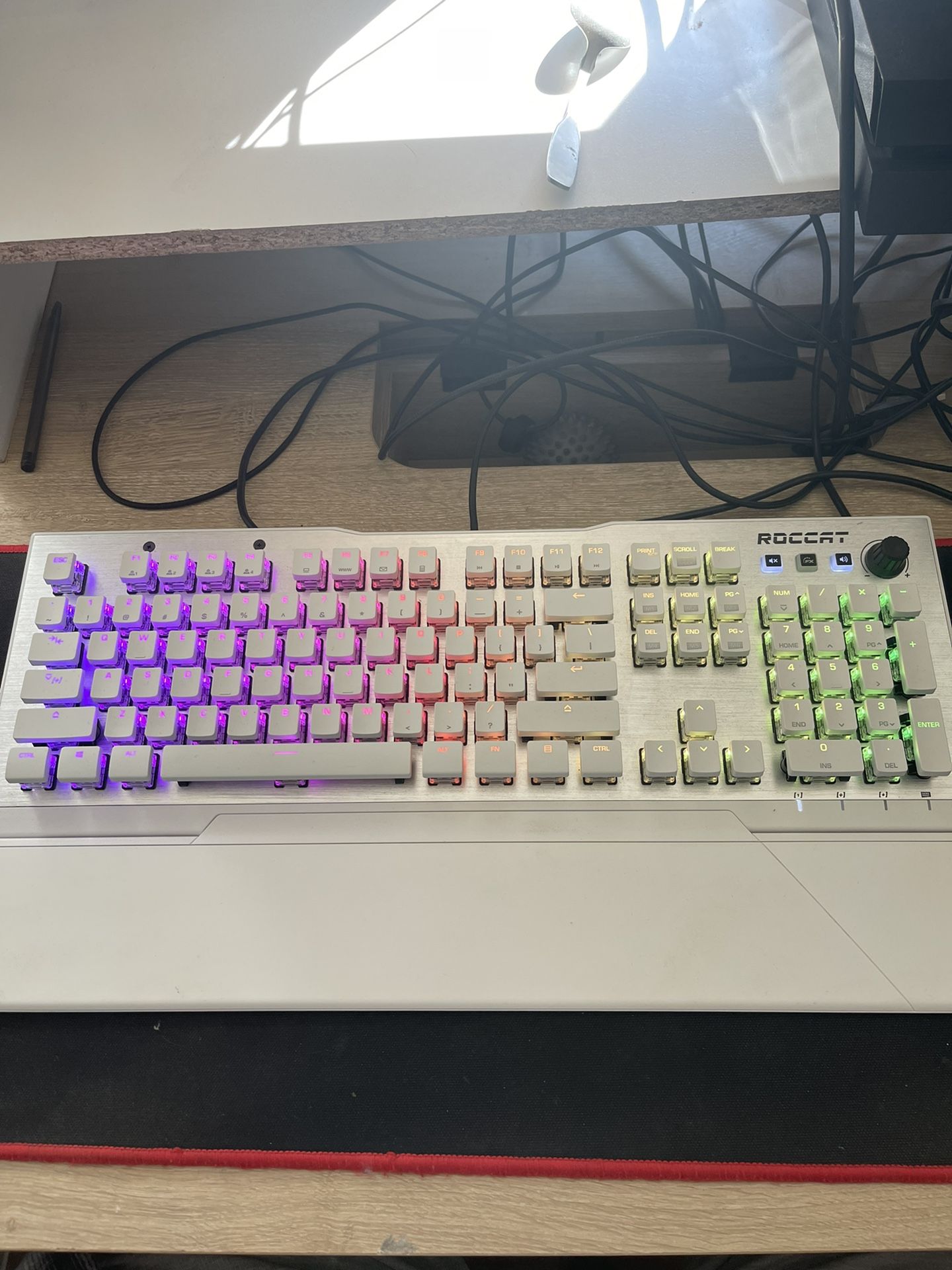 ROCCAT KEYBOARD, MOUSE, MOUSEPAD